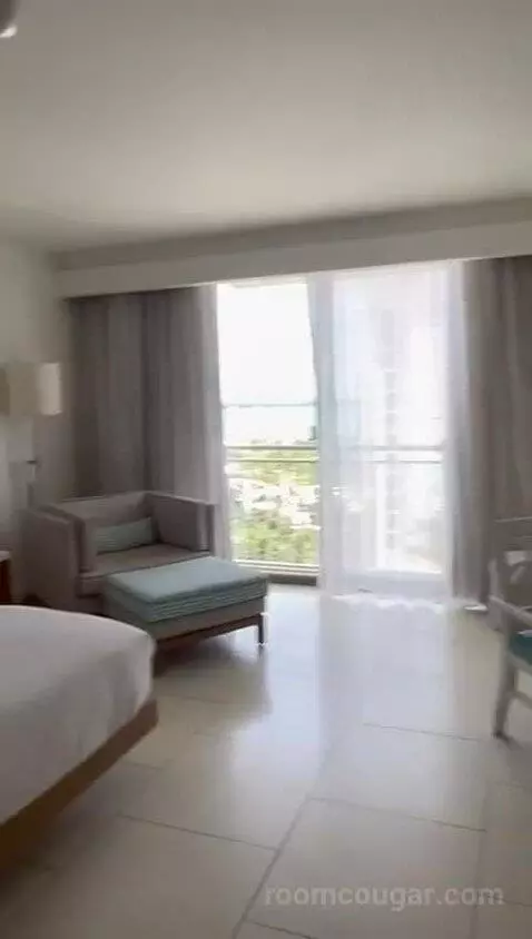 King Room with Ocean View (#1534) bed picture #1