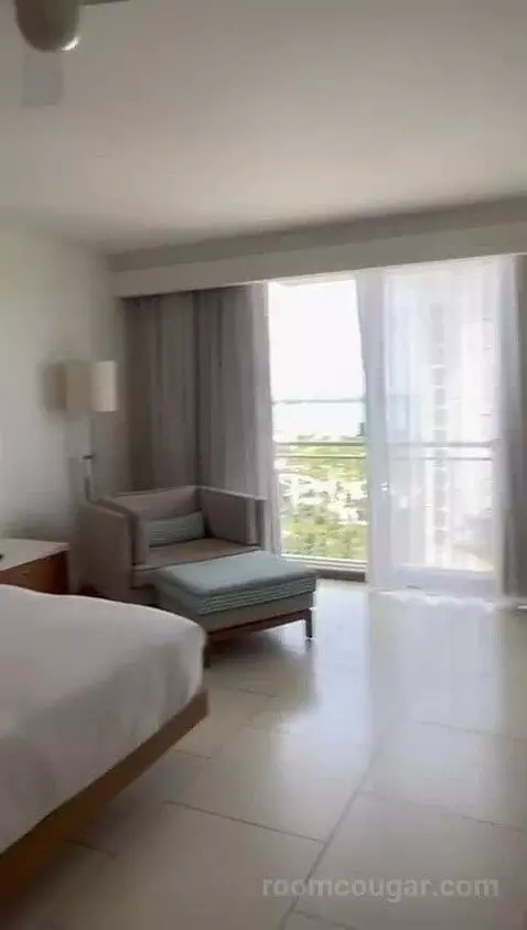 King Room with Ocean View (#1534) bed picture #2