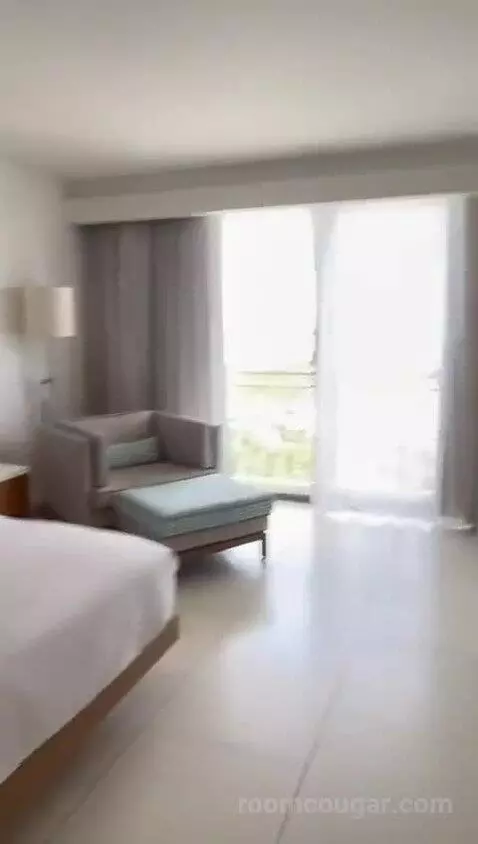 King Room with Ocean View (#1534) bed picture #6