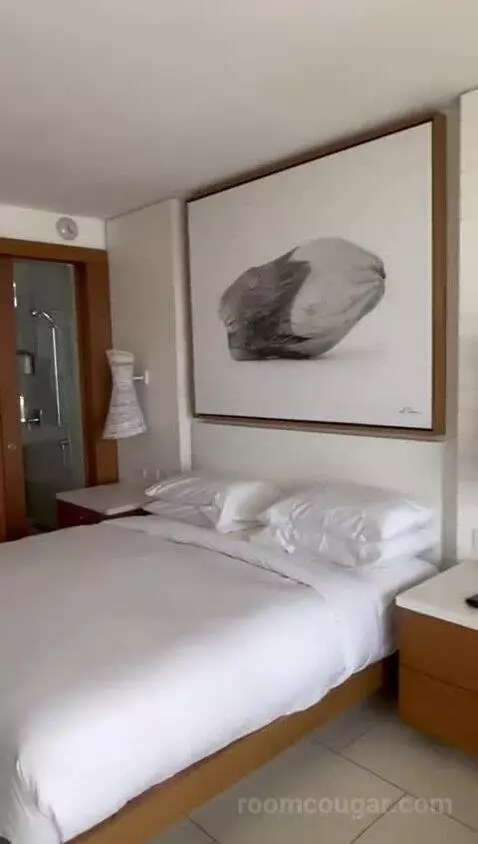 King Room with Ocean View (#1534) bed picture #8