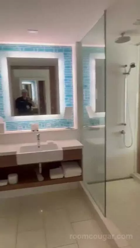 King Room with Ocean View (#1534) bathroom picture #12