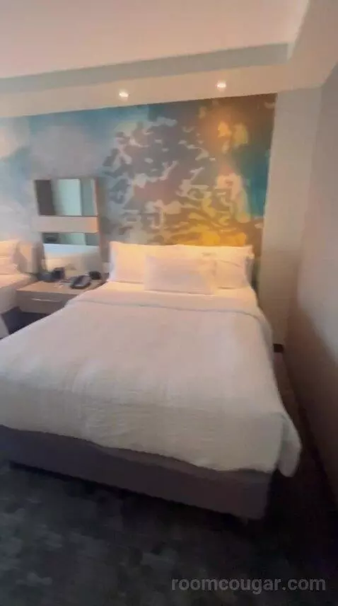 Queen Room with Two Queen Beds - Hearing Accessible bed picture #1