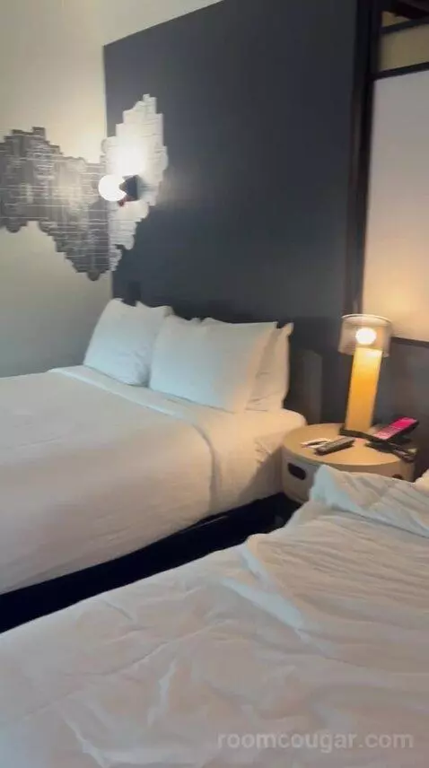 Guest Room, 2 Queen bed picture #6