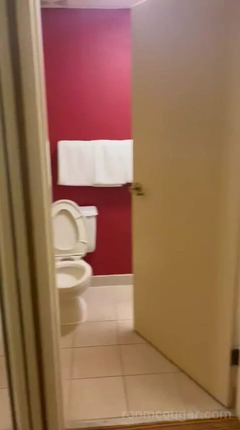 Double Room with Two Double Beds bathroom picture #7