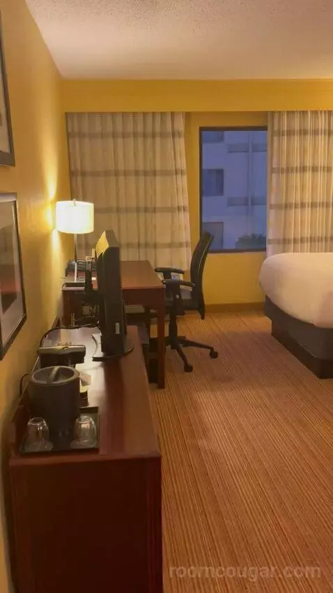 Double Room with Two Double Beds picture #22