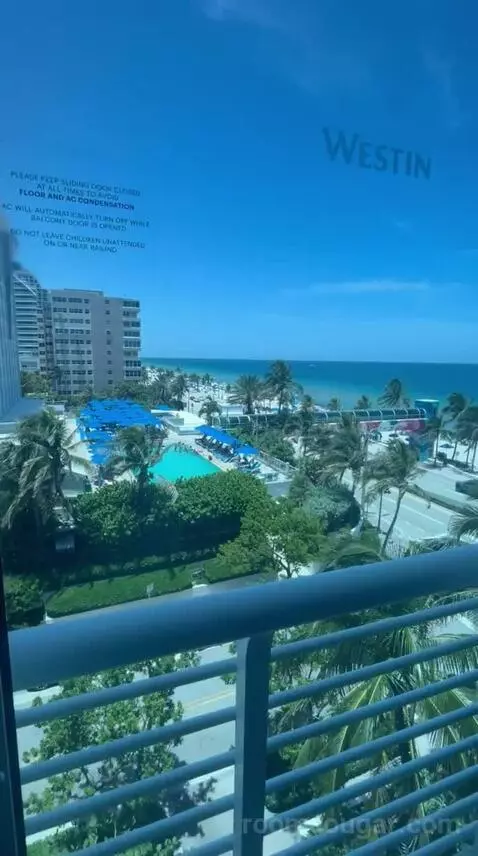 Guest Room, 2 Double, Partial Ocean View (#601) view picture #2