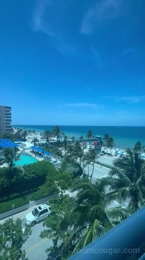 Guest Room, 2 Double, Partial Ocean View (#601) view picture #3