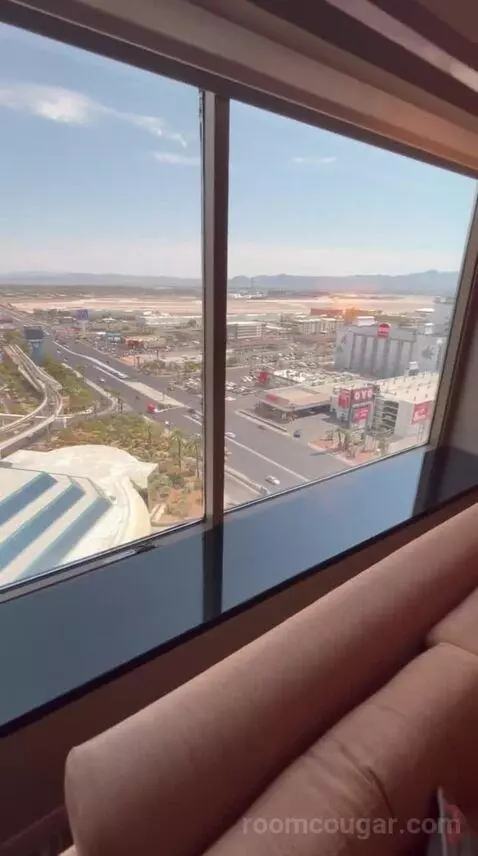 Executive King Suite + Grand Queen Room (#21-329) view picture #3