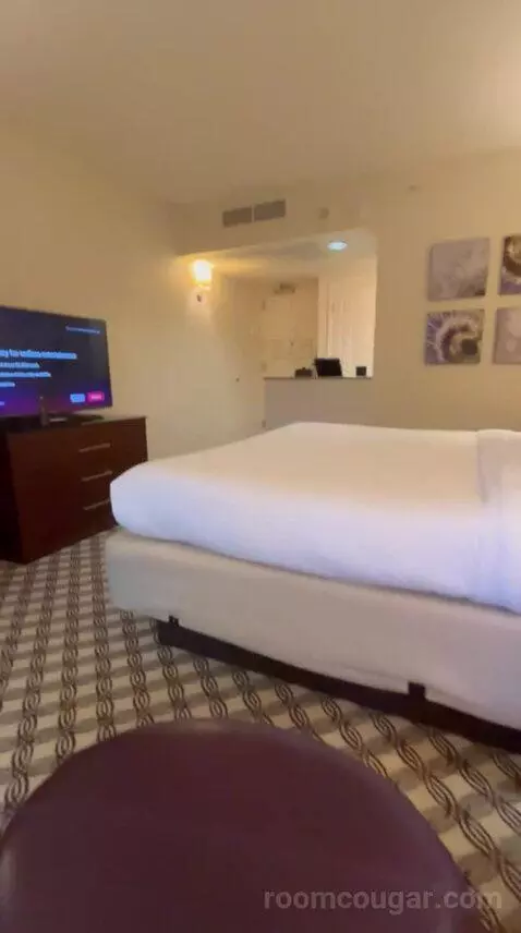 King Room - Concierge Level (#1511) bed picture #5
