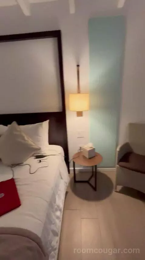 Standard (#84) bed picture #3