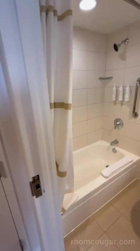 Double Room with Two Double Beds (#757) bathroom picture #9