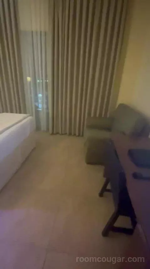 Queen Room with Two Queen Beds (#415) bed picture #4