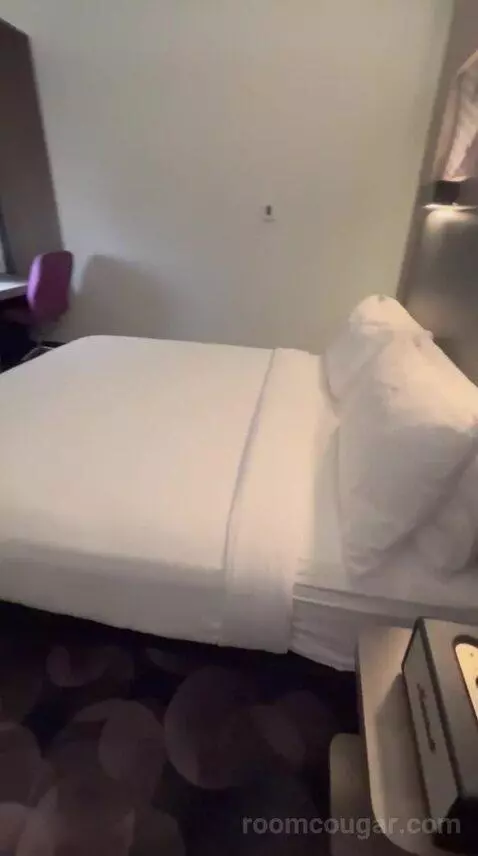 Aloft, Guest Room, 1 King (#443) bed picture #11