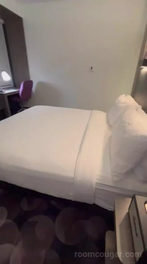 Aloft, Guest Room, 1 King (#443) bed picture #12