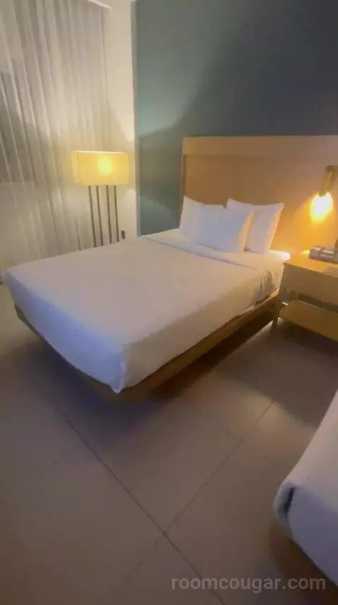 Standard Room with Two Double Beds and Airport Transfer (#310) bed picture #11