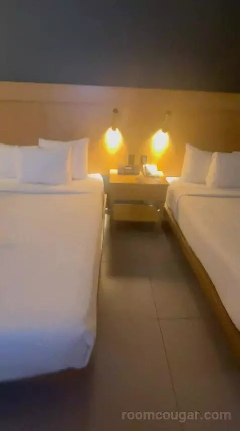 Standard Room with Two Double Beds and Airport Transfer (#310) view picture #4