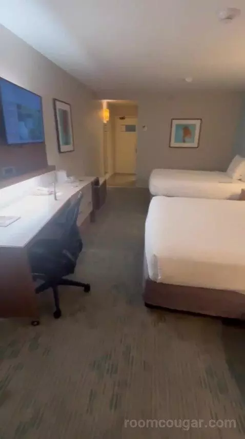 Quality Room, 2 Queen Beds (#1023) bed picture #9