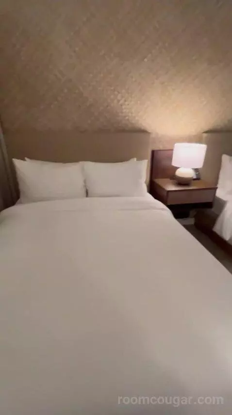 Queen Studio Apartment with Ocean View (#215) bed picture #2