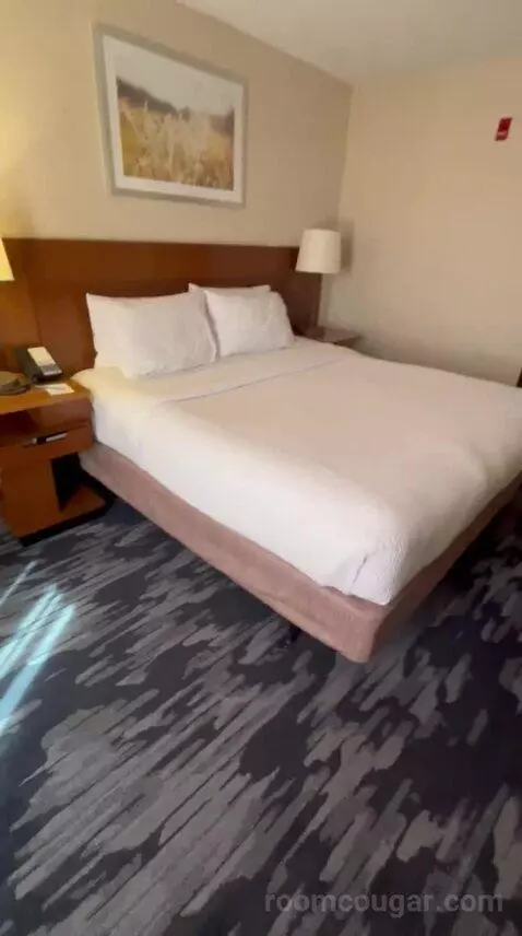 King Room (#336) bed picture #10