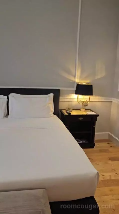 Superior Double Room with City View (#304) bed picture #2