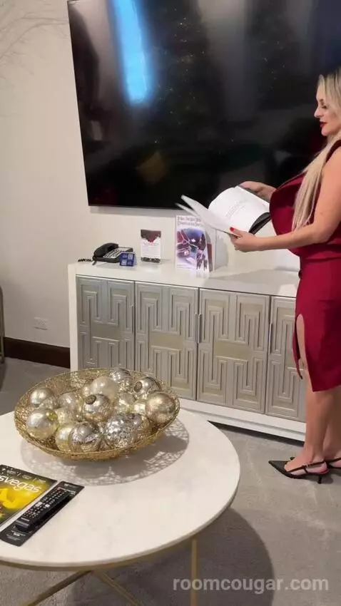 Westgate Las Vegas Resort and Casino King Room review by suitedreams