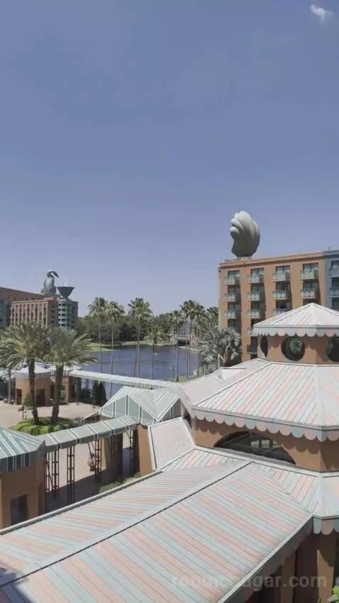 King with Balcony view picture #6