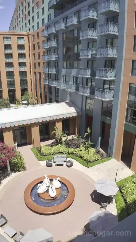 King with Balcony view picture #8