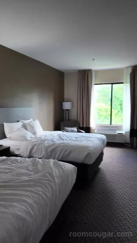 2 Double Beds bed picture #7