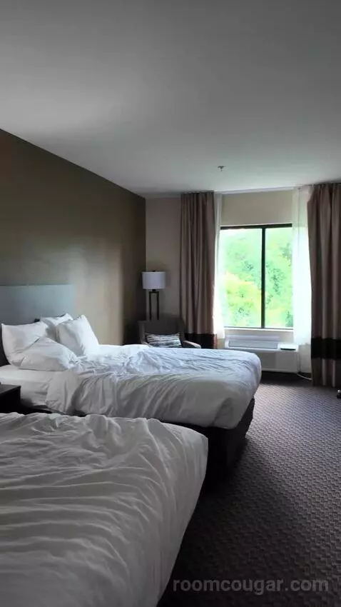 2 Double Beds bed picture #9