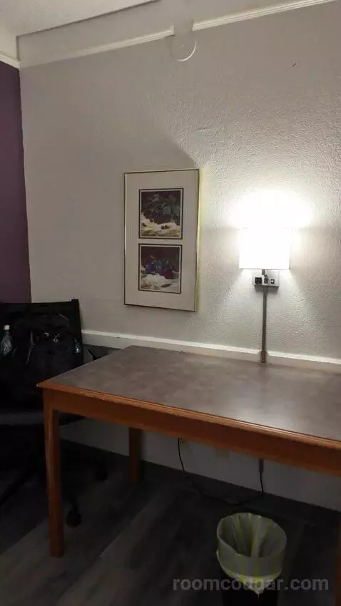 Double Room with Two Double Beds - Disability Access picture #10