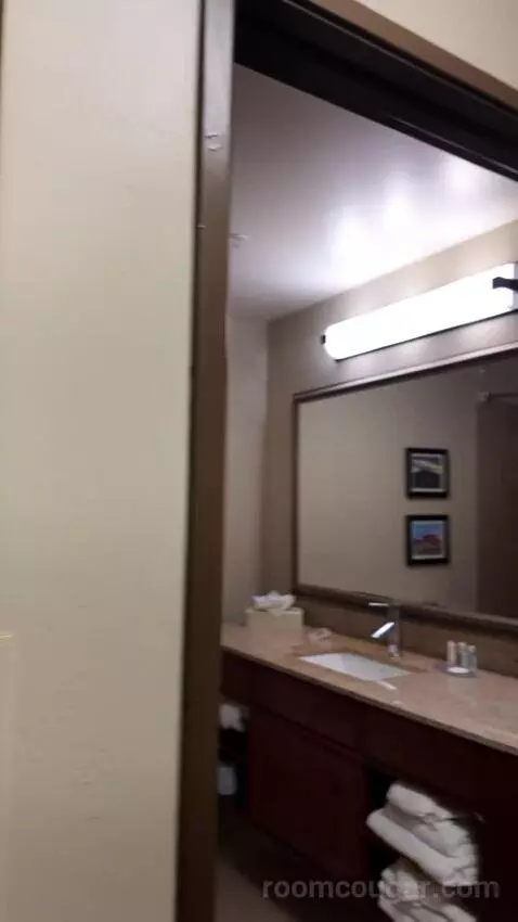 2 Doubles Room bathroom picture #3