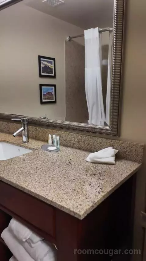 2 Doubles Room bathroom picture #7