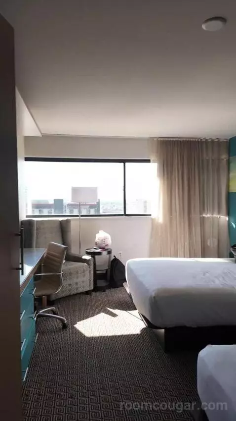 Grand Deluxe Double Queen Bed view picture #9