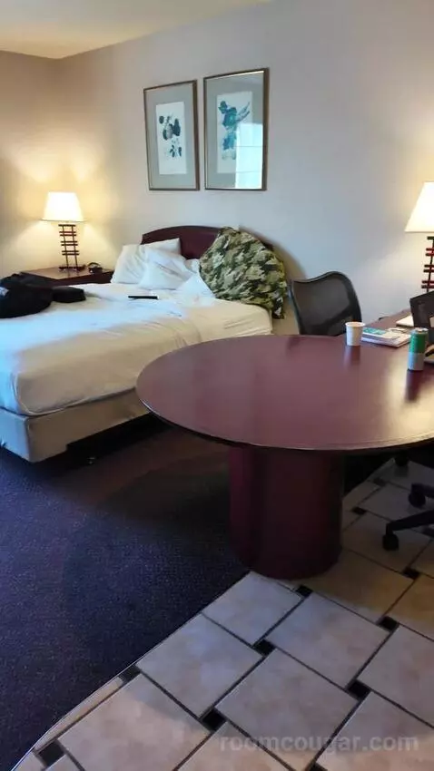 Double Suite bed picture #1