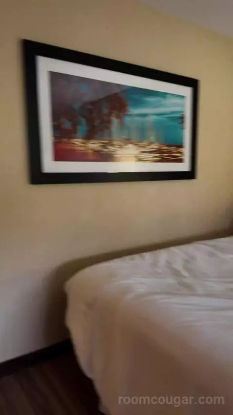 Queen Room with Two Queen Beds bed picture #8