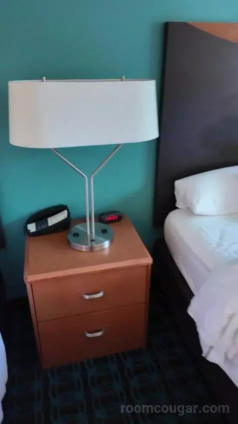 Queen Room with Two Queen Beds bed picture #7