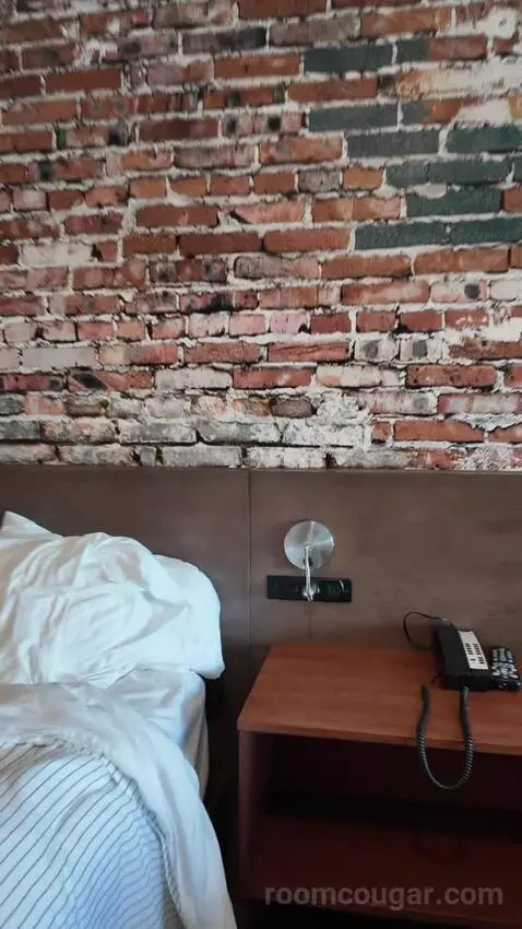 Queen Room with Two Queen Beds bed picture #5