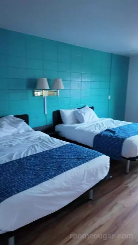 Suite with Two Queen Beds bed picture #6