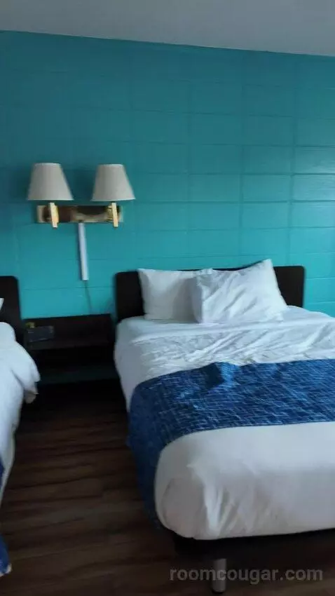 Suite with Two Queen Beds bed picture #7