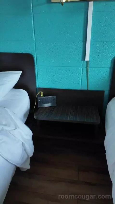Suite with Two Queen Beds bed picture #4
