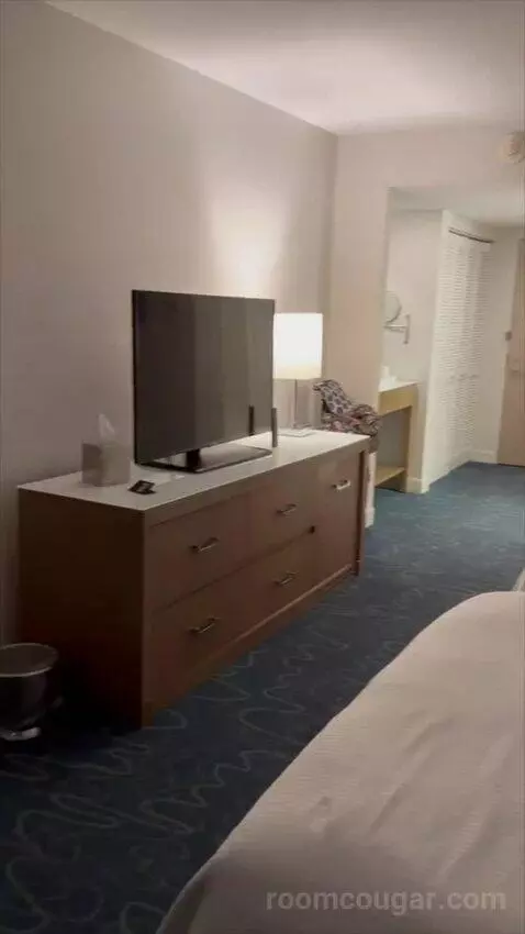 Guest Room, 2 Double, Resort View (Includes Early Entry To Disney Theme Parks) (#5131) bed picture #7