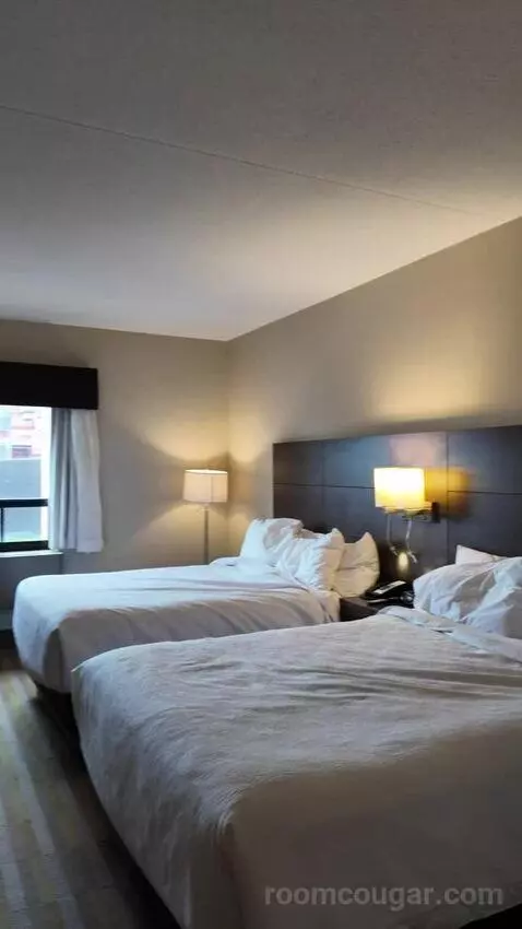 Queen Room with Two Queen Beds (#121) bed picture #8
