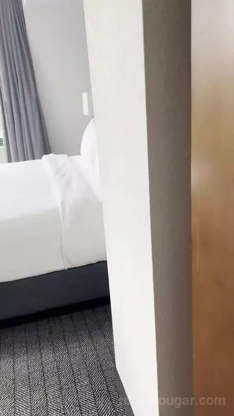 King Room bed picture #5