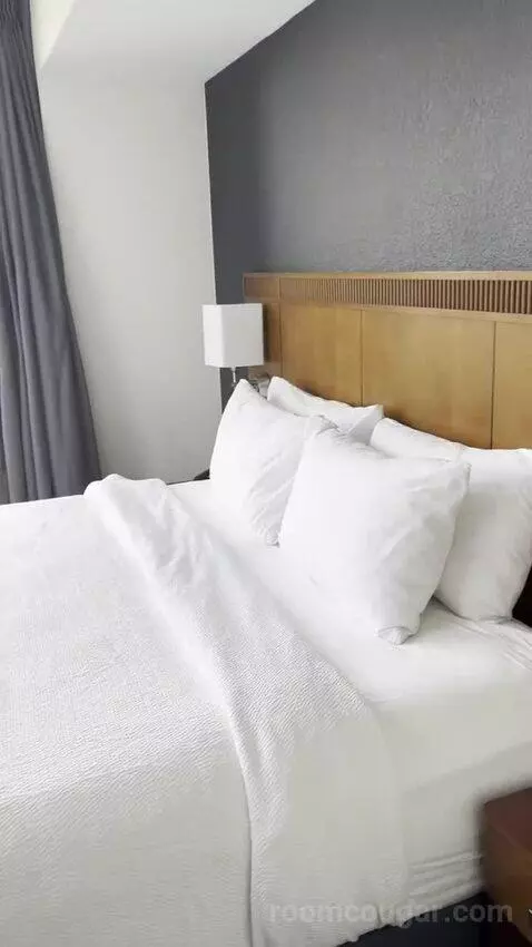King Room bed picture #7