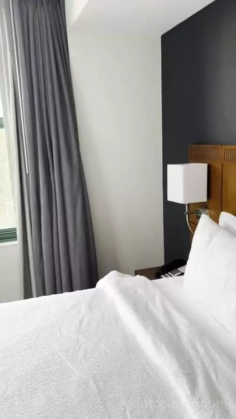 King Room bed picture #10