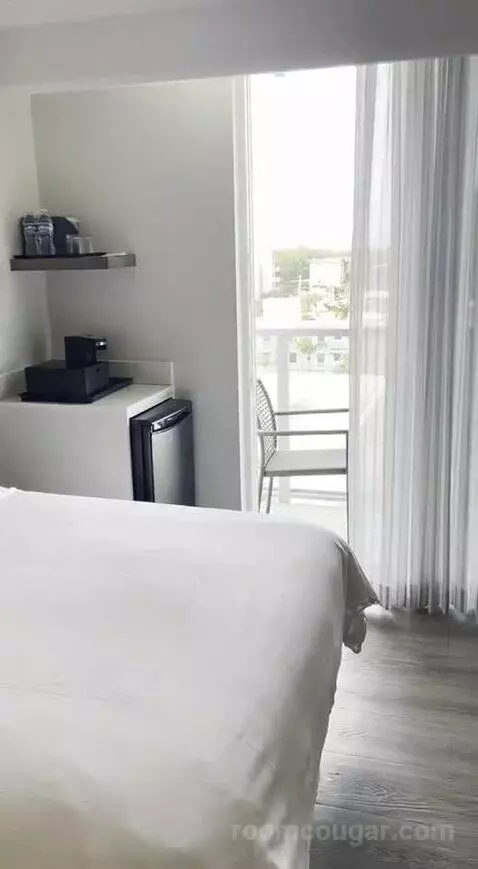 Guest Room, 2 Queen, Partial Ocean View, Balcony (#719) bed picture #9