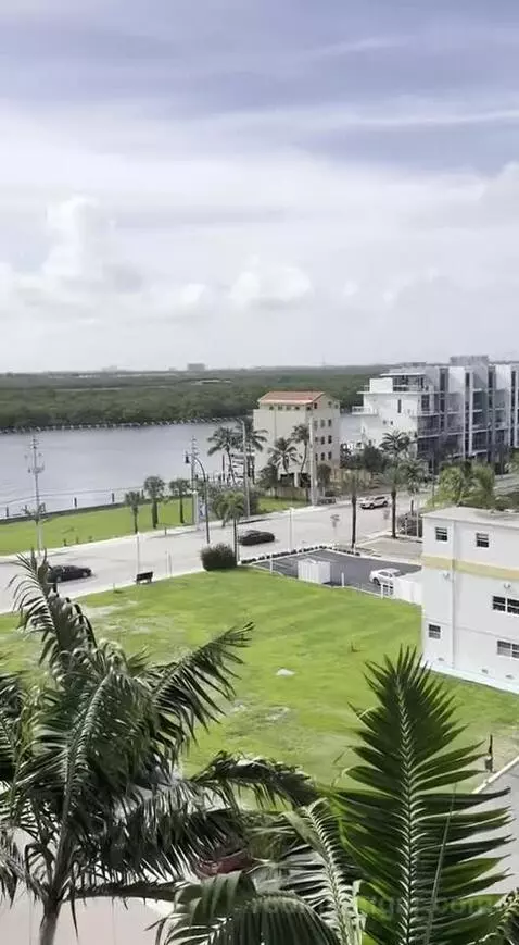 Guest Room, 2 Queen, Partial Ocean View, Balcony (#719) view picture #8