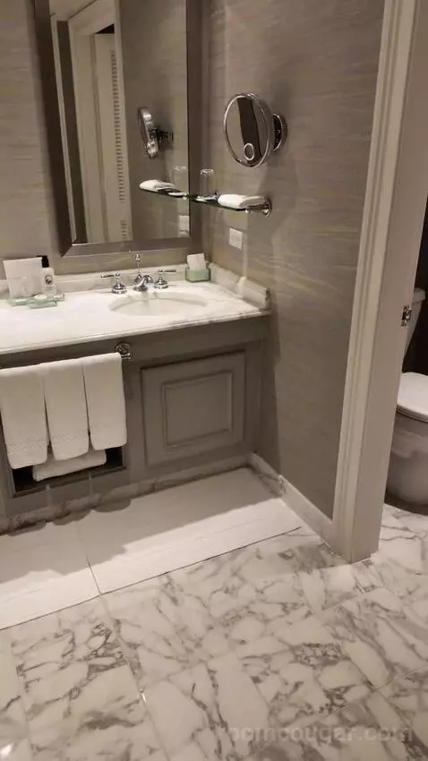 King Room with Balcony (#531) bathroom picture #1