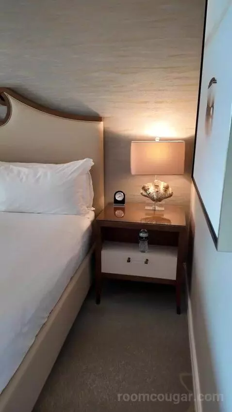 King Room with Balcony (#531) bed picture #4