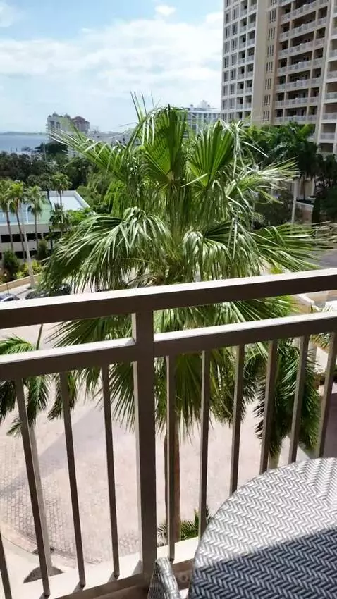 King Room with Balcony (#531) picture #9
